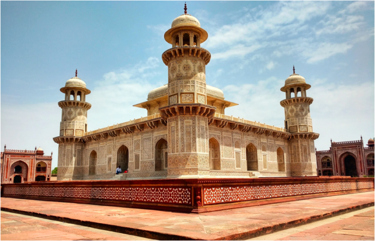 Exploring Agra: A One-Day Train Tour of the Taj Mahal